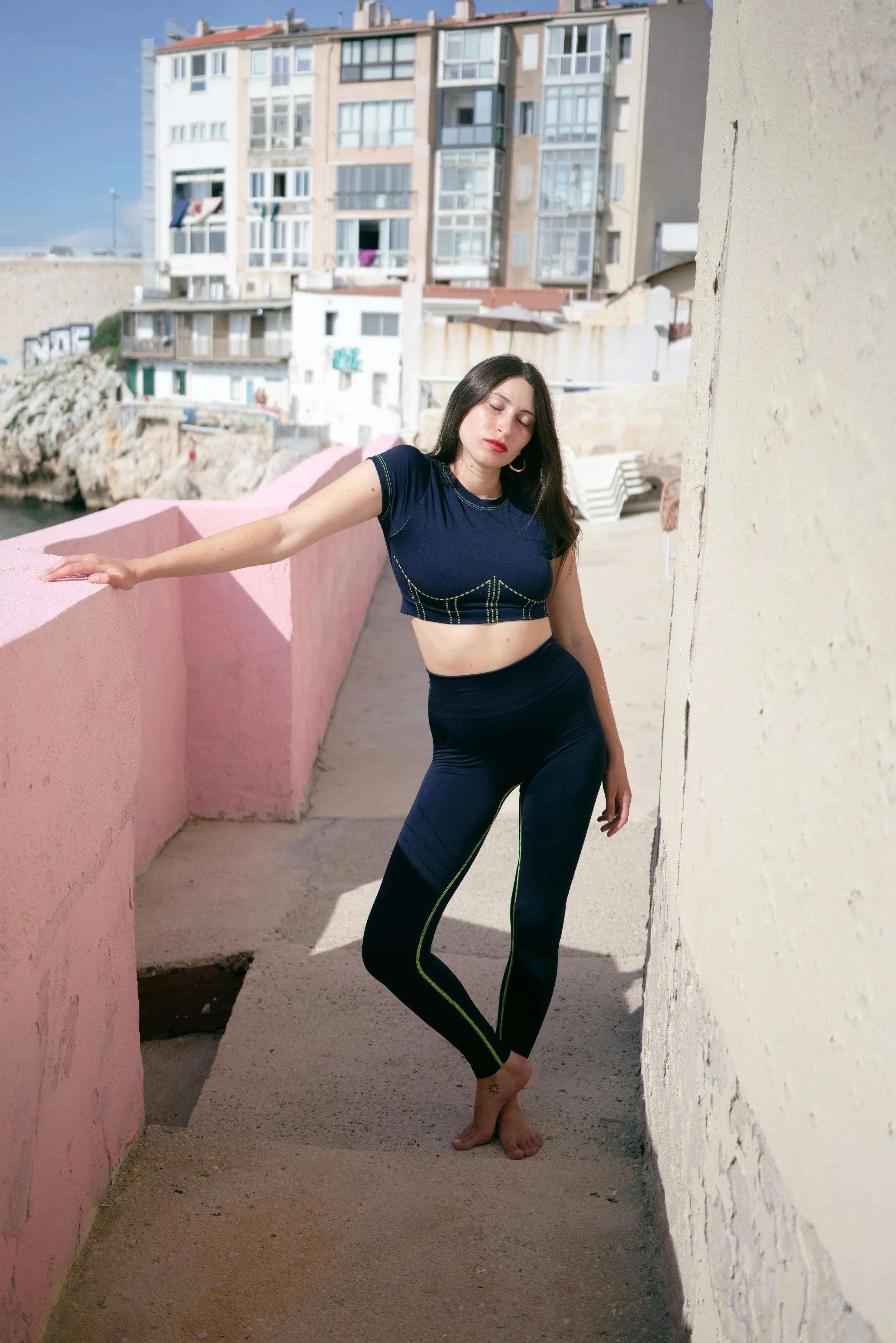 LUCID Leggings | Eclipse with Neon Contrast Stitching