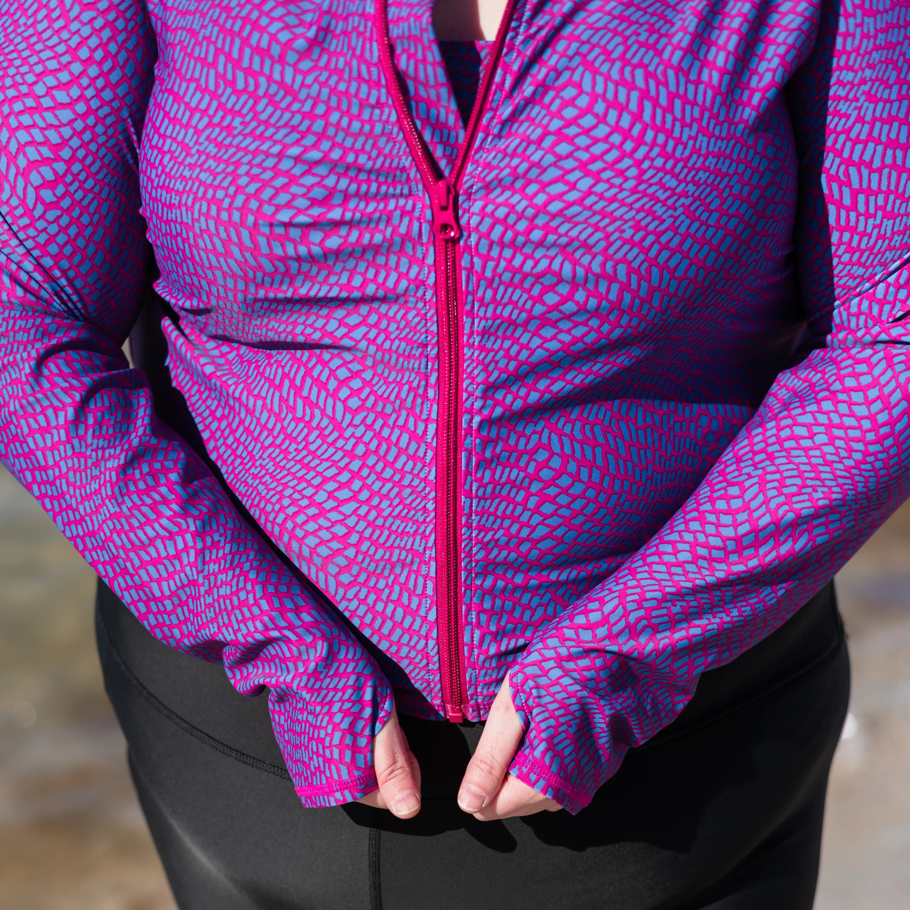 Women's Long Sleeve Crop Rash Guard | In Disguise