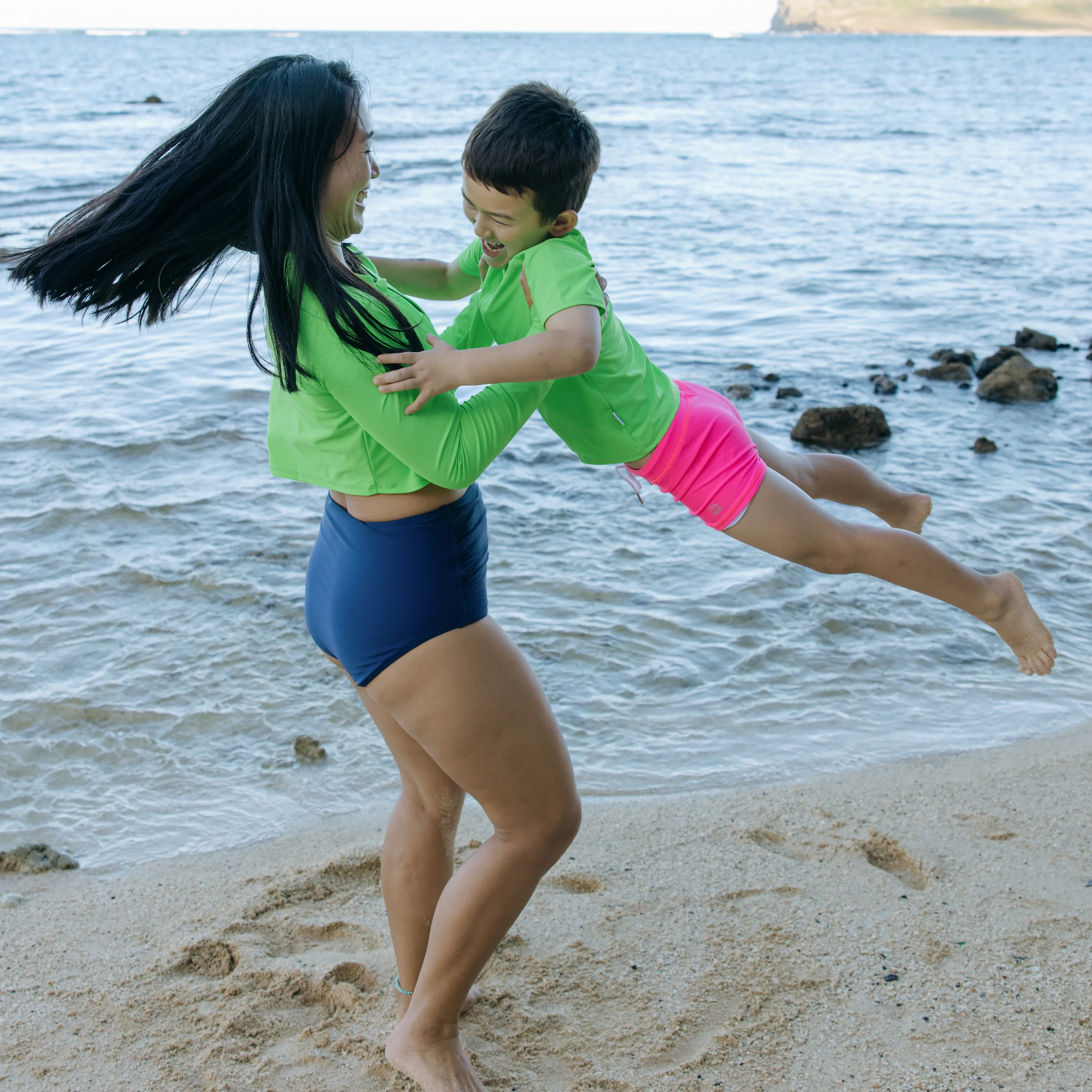Women's Long Sleeve Crop Rash Guard | Neon Green