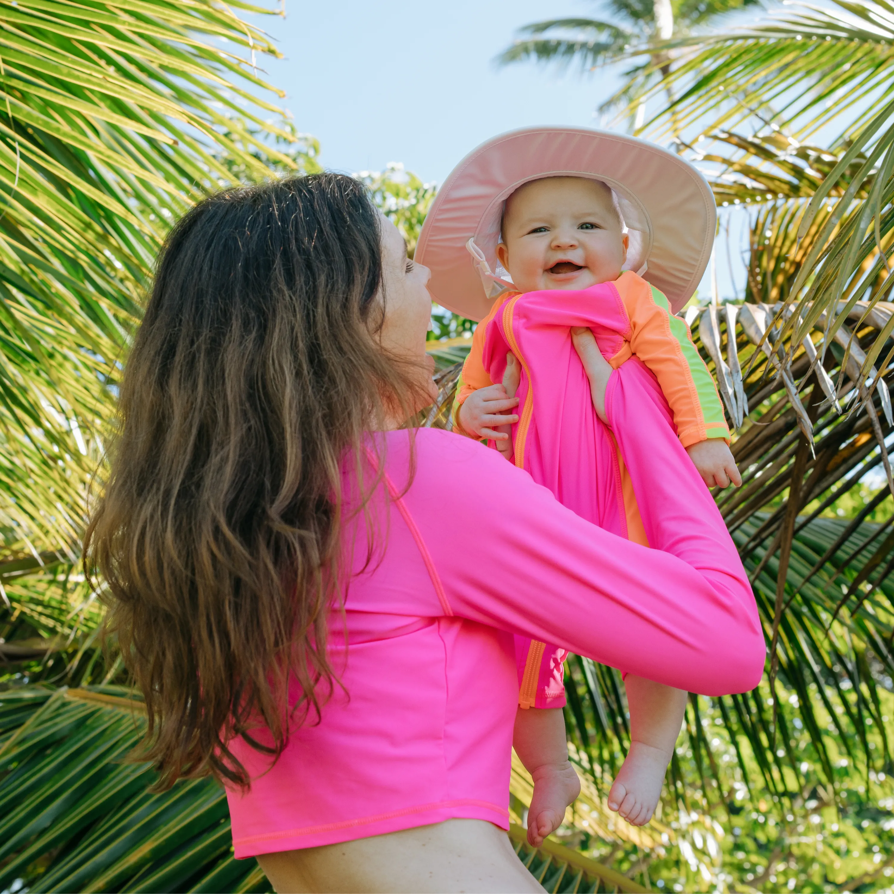 Women's Long Sleeve Crop Rash Guard | Neon Pink